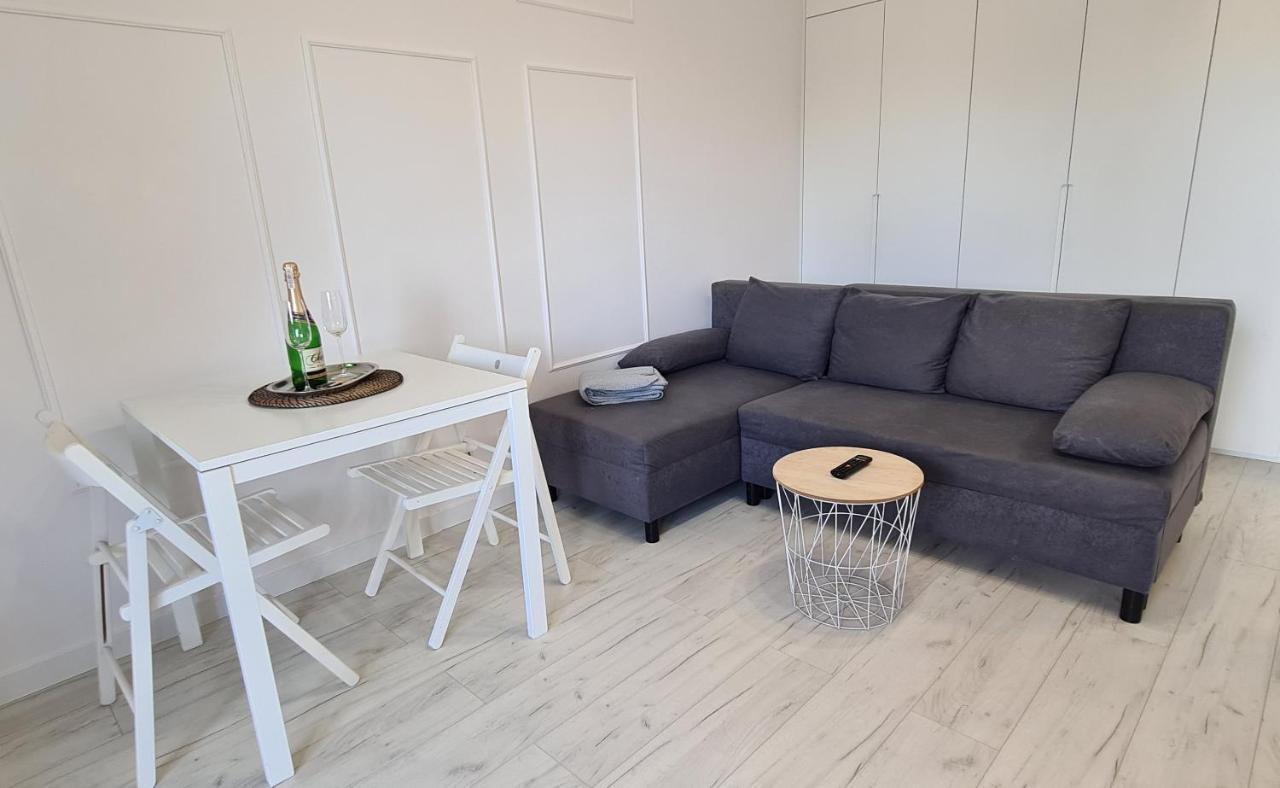 44 - Apartamenty Siedlce - Nowy Apartament W Centrum Przy Ul Czerwonego Krzyza Dış mekan fotoğraf