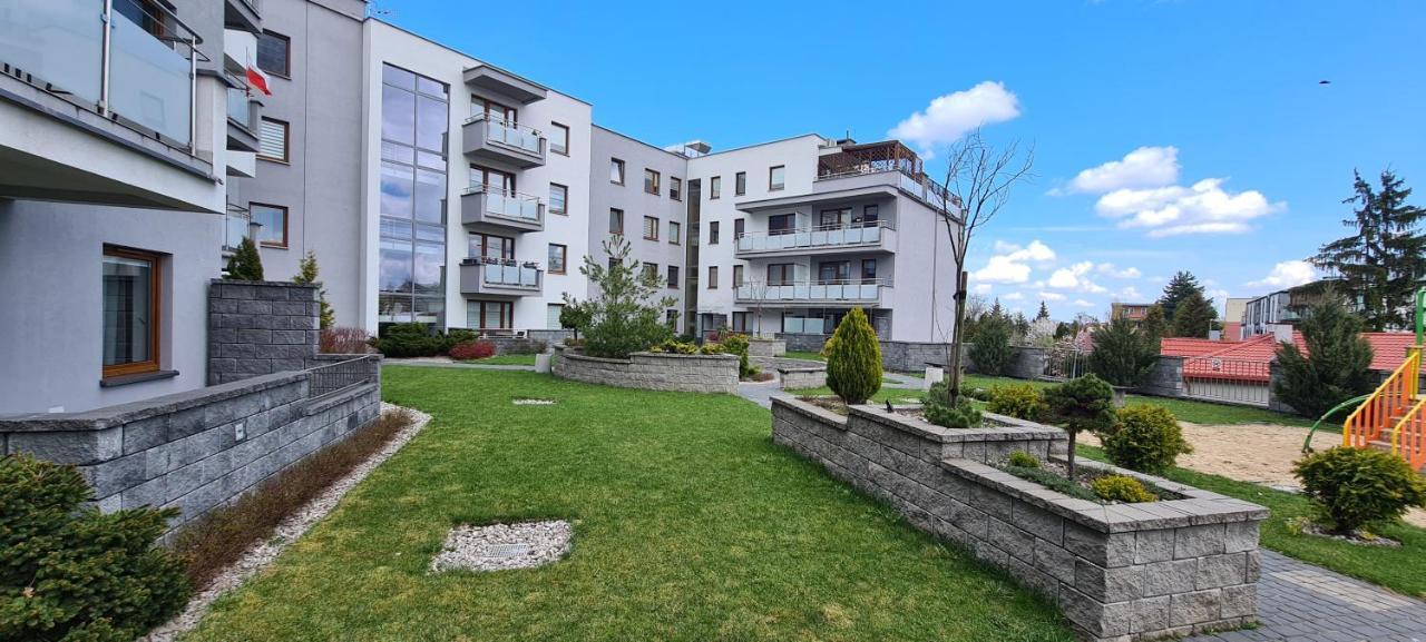 44 - Apartamenty Siedlce - Nowy Apartament W Centrum Przy Ul Czerwonego Krzyza Dış mekan fotoğraf